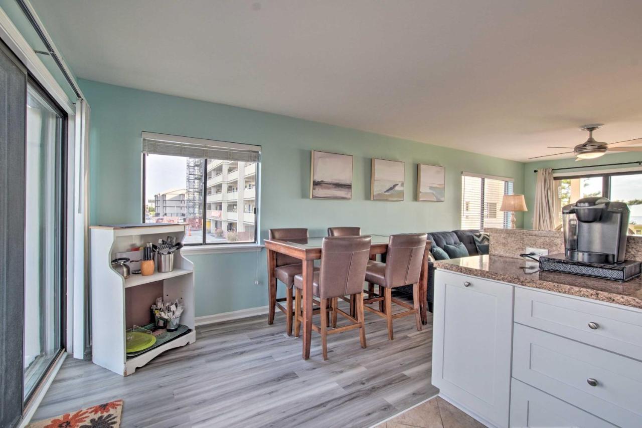 Ocean-View Condo With Deck, Steps To Carolina Beach! Exteriör bild